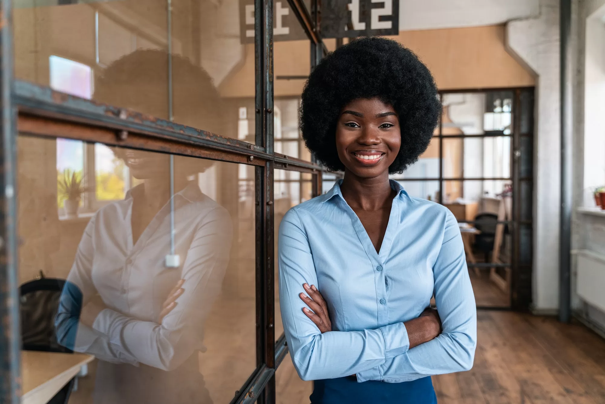These Internship Opportunity at UNAM offer a springboard to success. beautiful woman working in the office